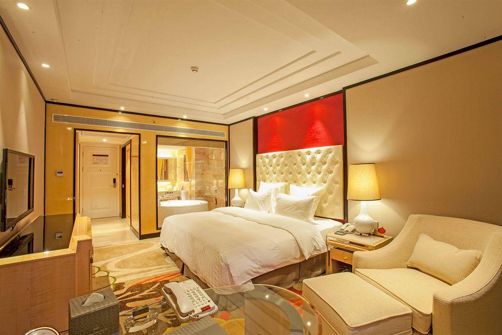 Nanning Landmark Hotel Exterior photo